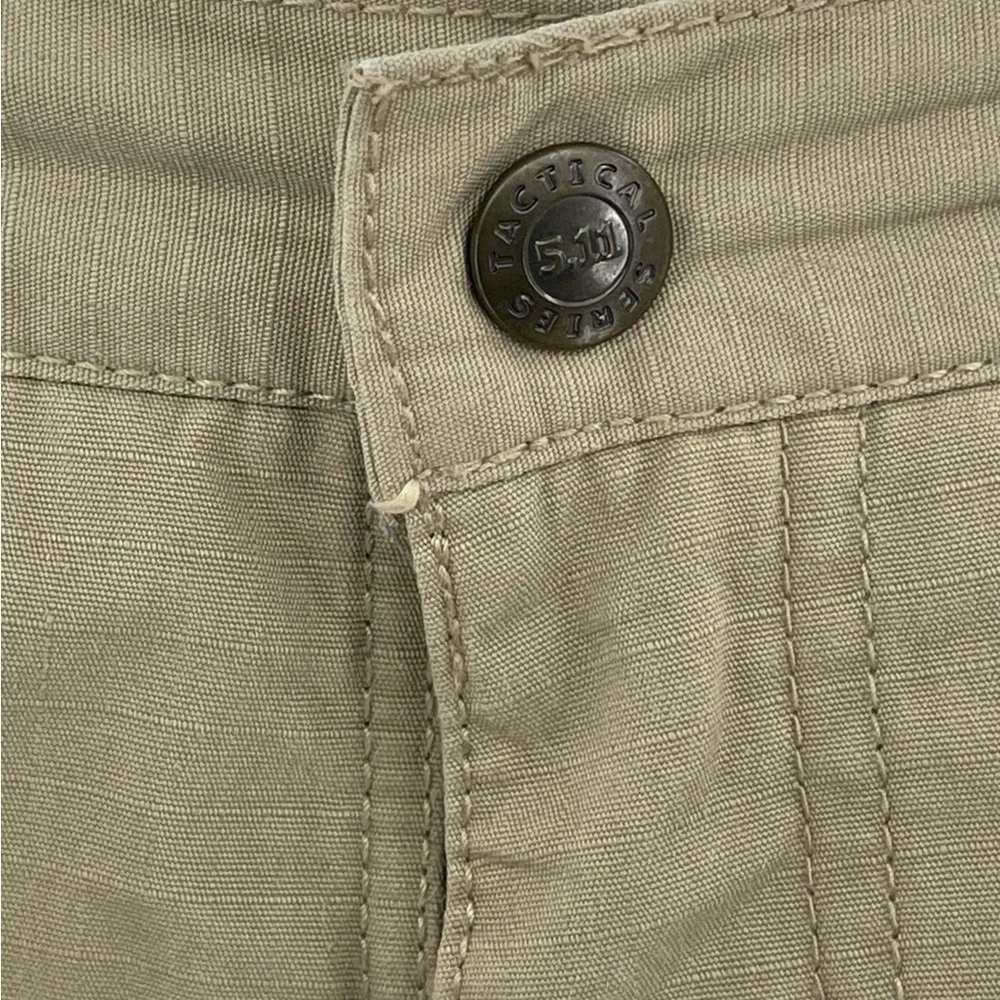 5.11 Tactical Pants Men’s 44x31.5 Tagged 32 Tan Cargo Ripstop Tacite‎ Pro 74273